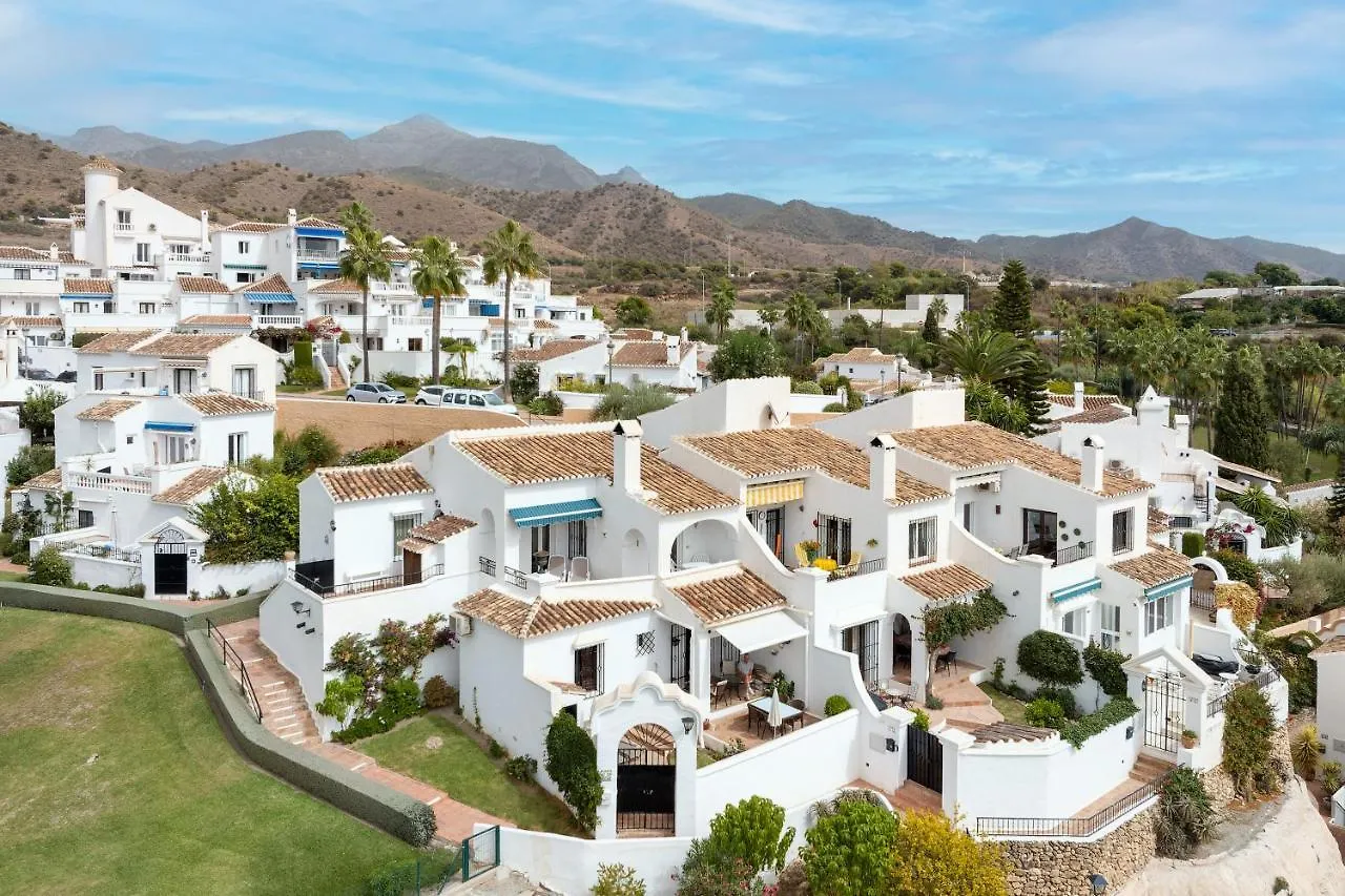 Casablanca 31 El Oasis Capistrano Villa Nerja