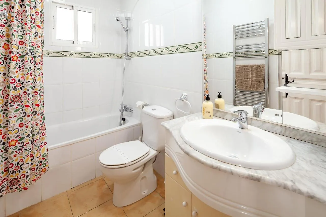 Casablanca 31 El Oasis Capistrano Vila Nerja